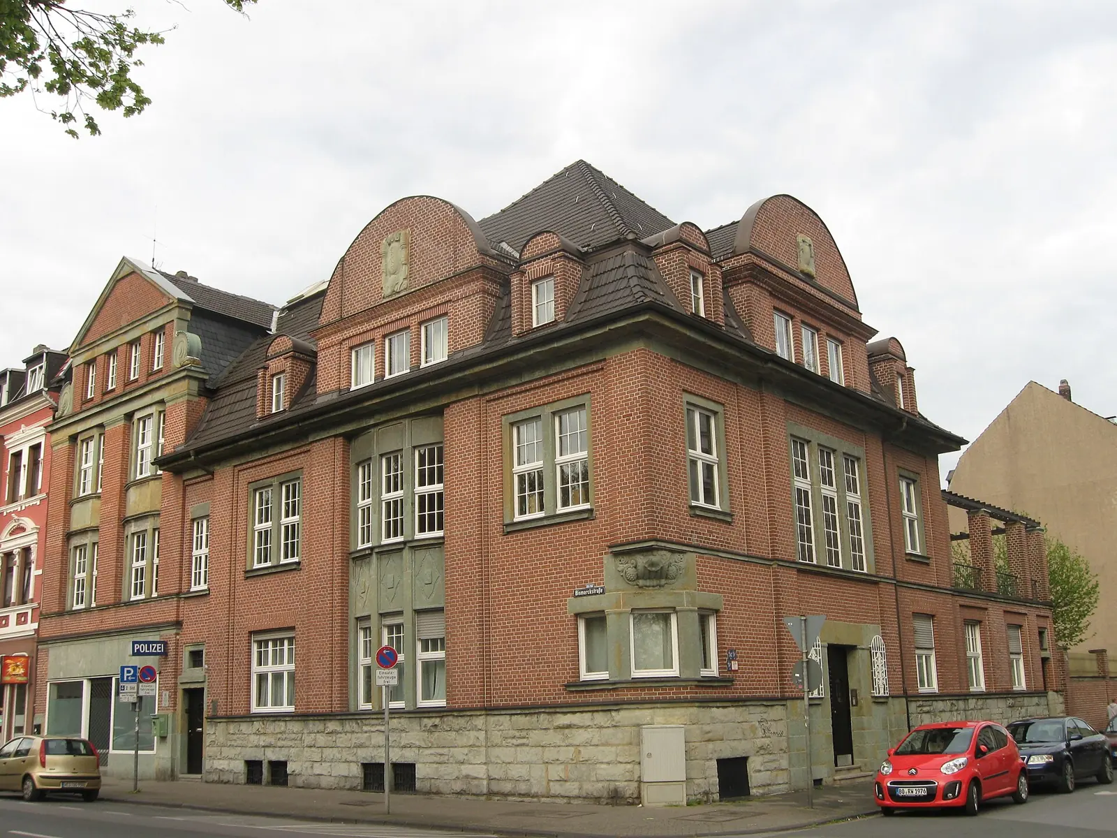 Hausverwaltung Gelsenkirchen-Bismarck 3 Fördergerüst der Zeche Consolidation in Gelsenkirchen-Bismarck
