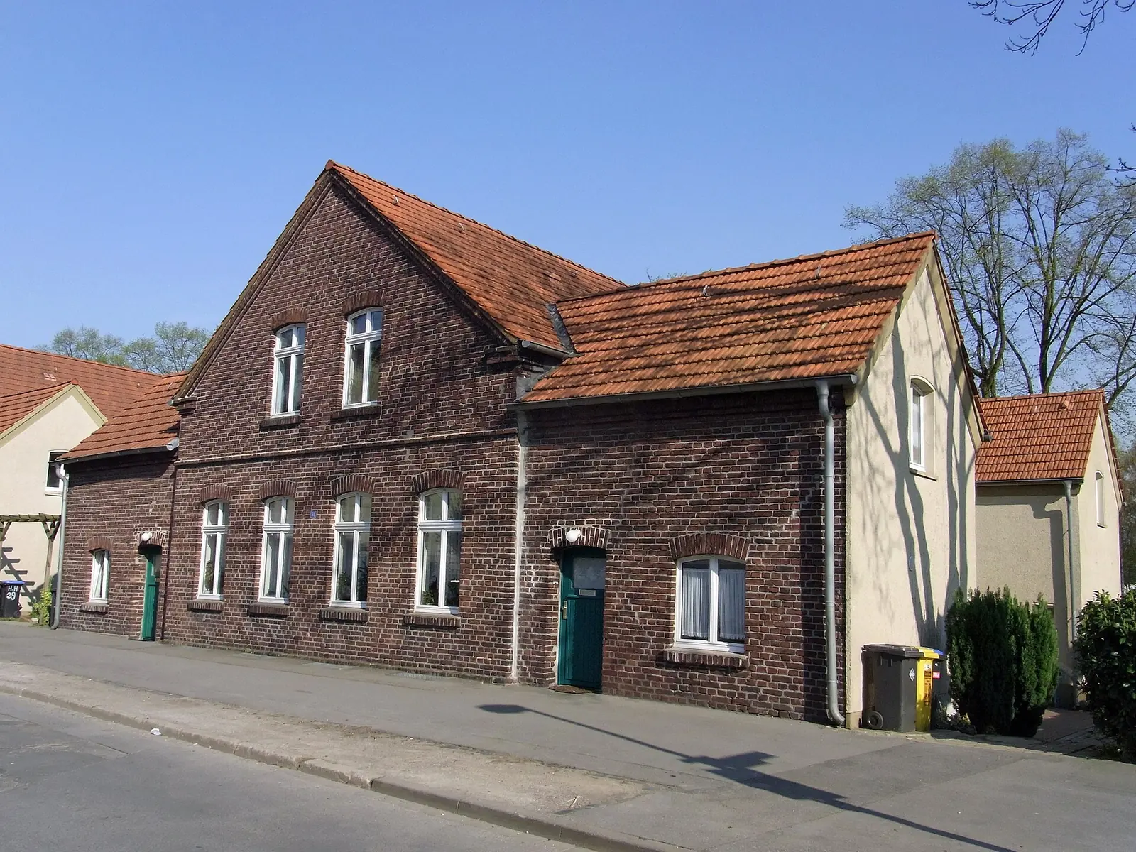 Was kostet eine Hausverwaltung pro Einheit? 1 Mehrfamilienhaus in Gelsenkirchen – was kostet eine Hausverwaltung pro Einheit